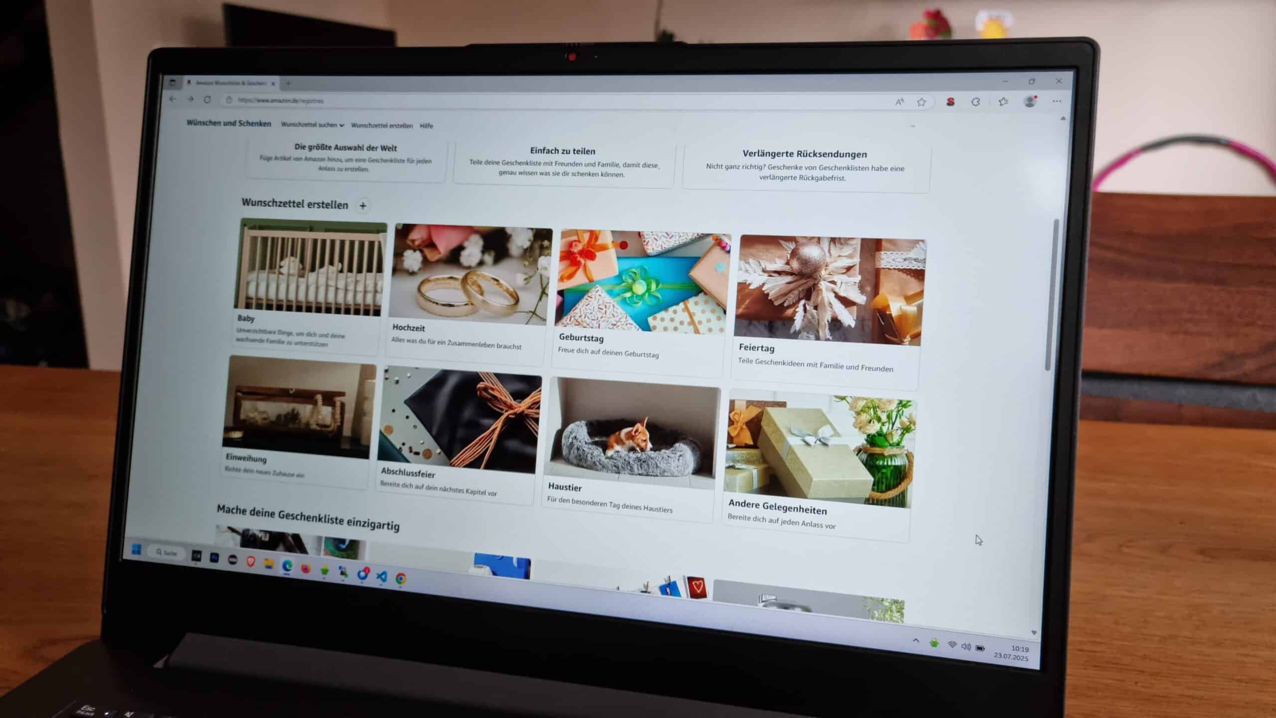 Fotografía de una pantalla en la que se accedía al sitio web de listas de deseos de Amazon para compartir una lista de deseos